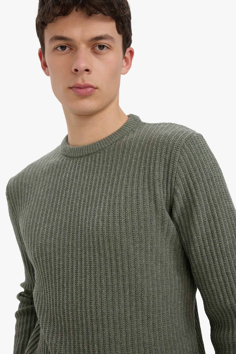 DeFacto Green Man Standard Fit Crew Neck Knitwear Pullover Casual - Image 4